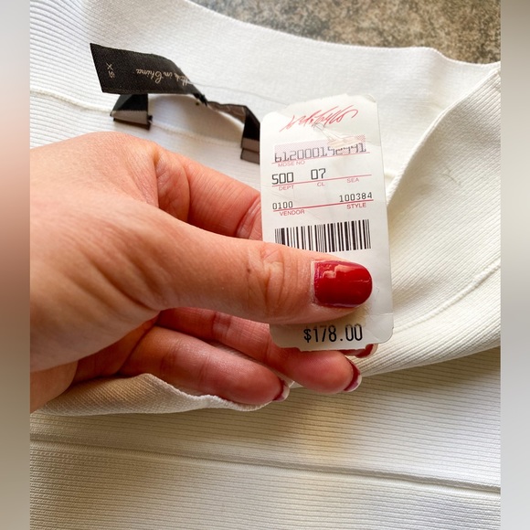 NWT BCBGMaxAzria Leger Pencil Skirt in White/Gardenia | XS - Picture 4 of 5